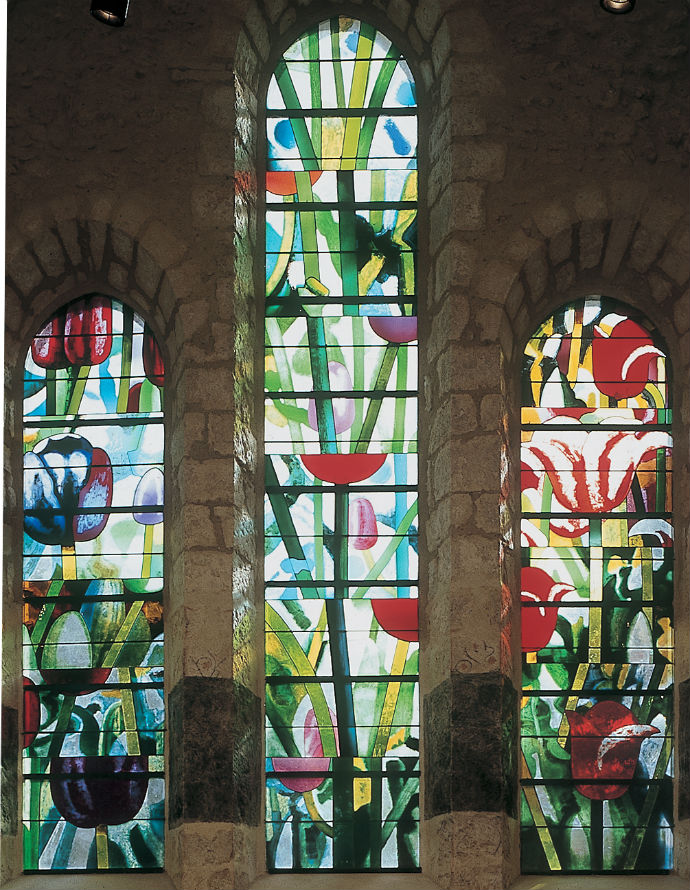 Vignette vitrail baies Est de l'+®glise St Sulpice Varenne Jarcy 1997 2001