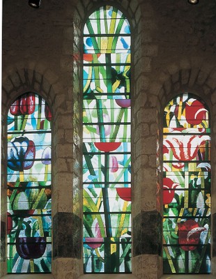 Vignette vitrail baies Est de l'+®glise St Sulpice Varenne Jarcy 1997 2001