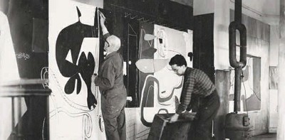 Le Corbusier devant Traces de pas dans la nuit, 1951 w